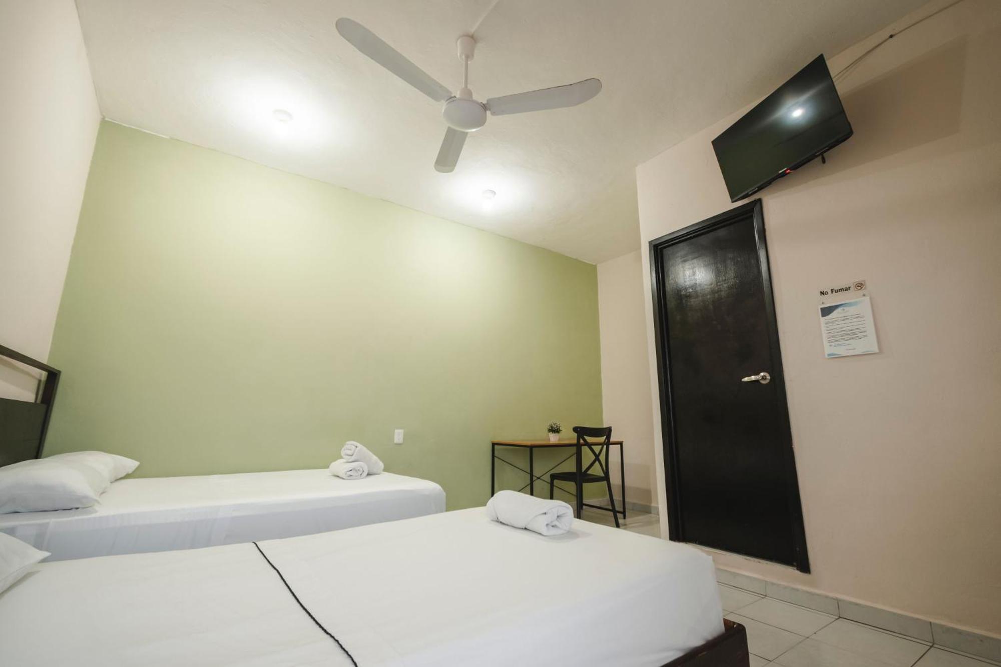 Hotel Quiam Playa del Carmen Esterno foto